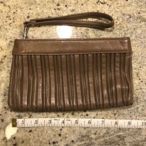 Express Wristlet Light Brown